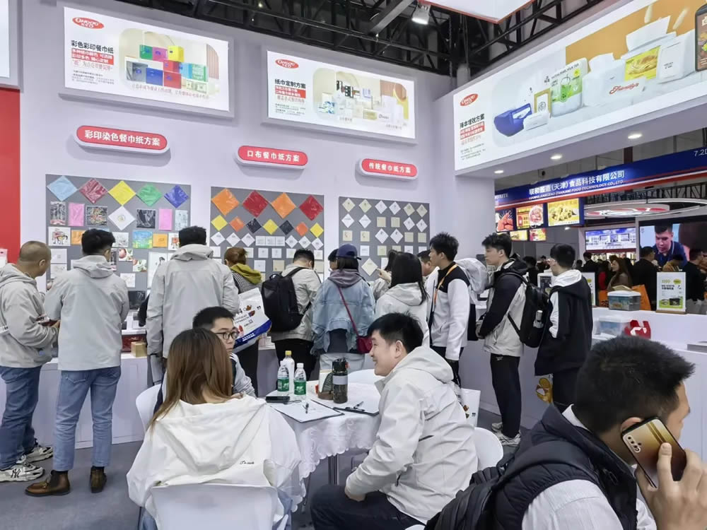 現(xiàn)場直擊｜開展首日萬戈展臺獲贊無數(shù)