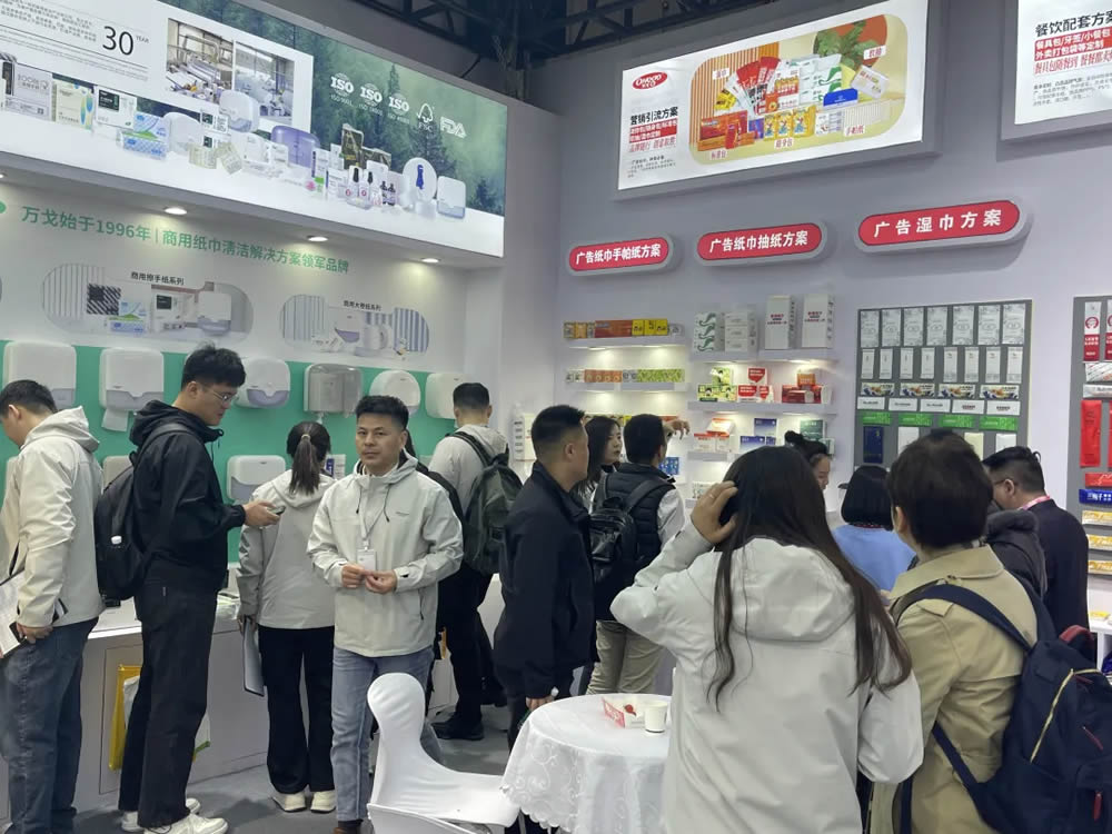 現(xiàn)場直擊｜開展首日萬戈展臺獲贊無數(shù)